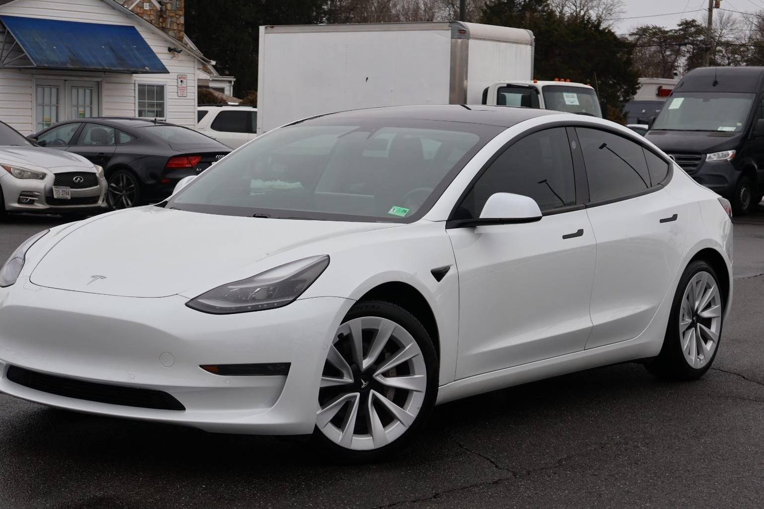 TESLA MODEL 3 2021 5YJ3E1EB8MF980468 image